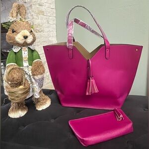 NWOT Neiman Marcus Large Magenta Tote with Matching Pouch